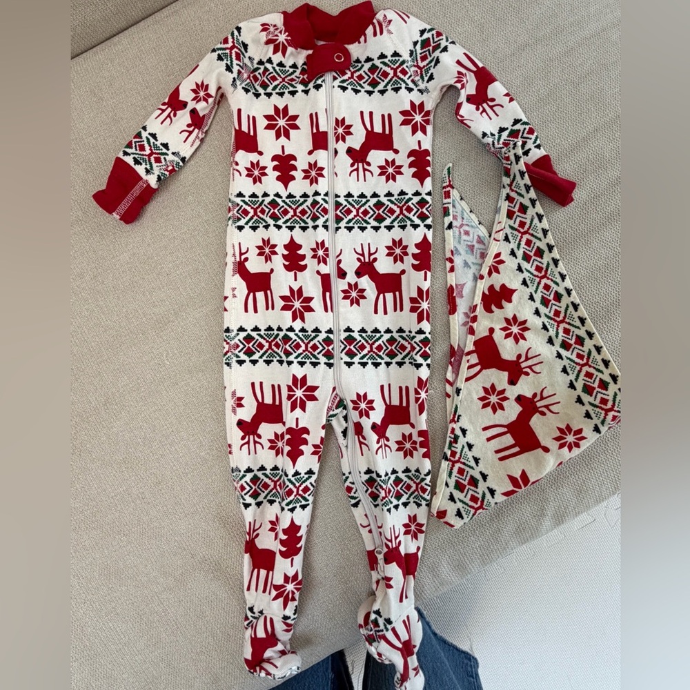 Hanna Andersson Holiday Dear Deer HannaJams™ Sleeper & matching dog bandana
